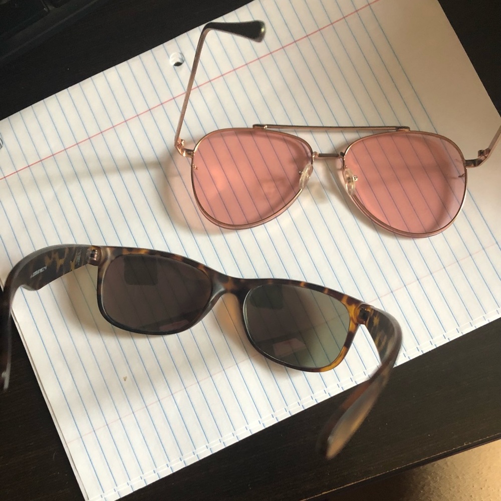 2 pairs of sunglasses.
